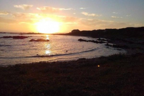 Franskraal-Rustic Family Beach House from R1450 per night, sleeps 6,min 2 nights